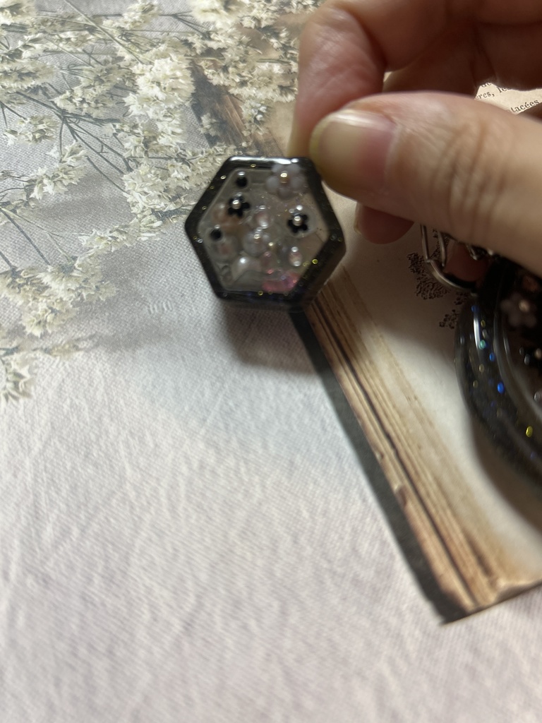 シェイカー2個付きキーホルダー リオットさん