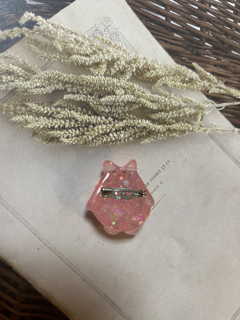 グリまるブローチホロ