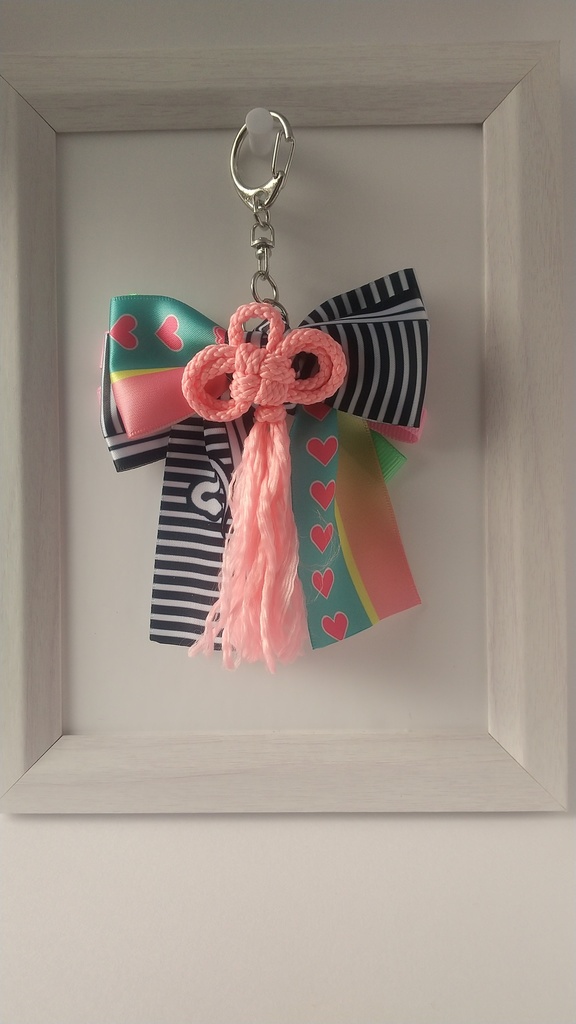 おばみつ イメージ リボンチャーム