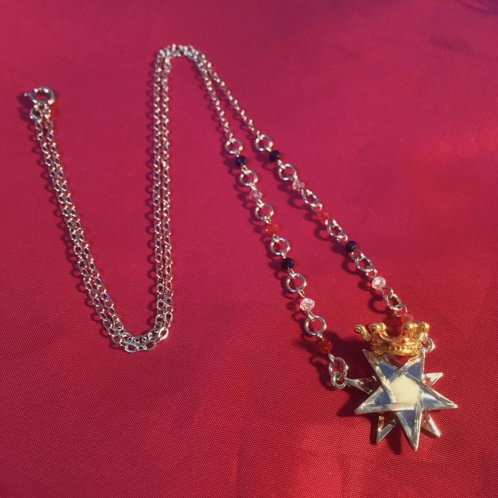 Starscream necklace 2
