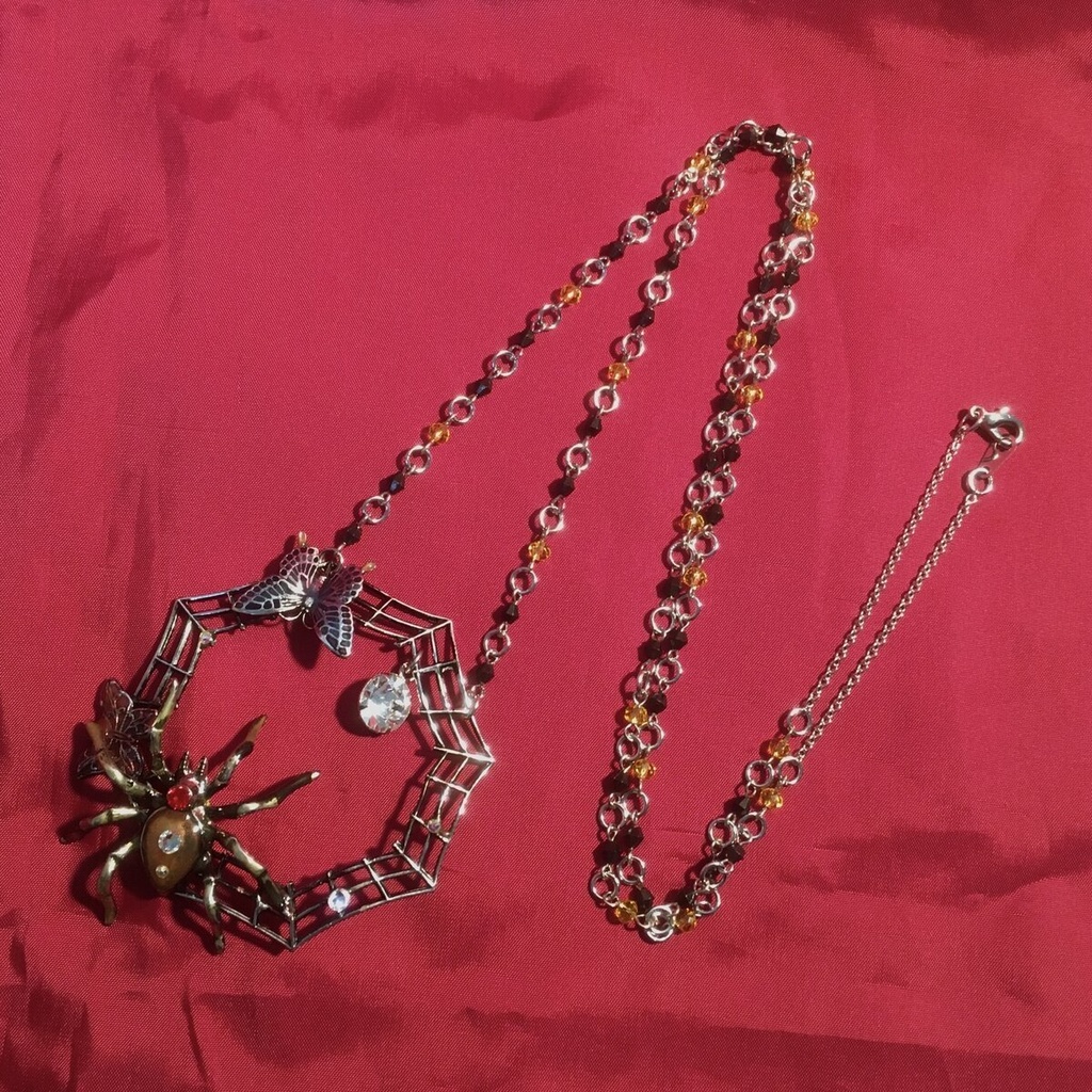 Blackarachnia necklace