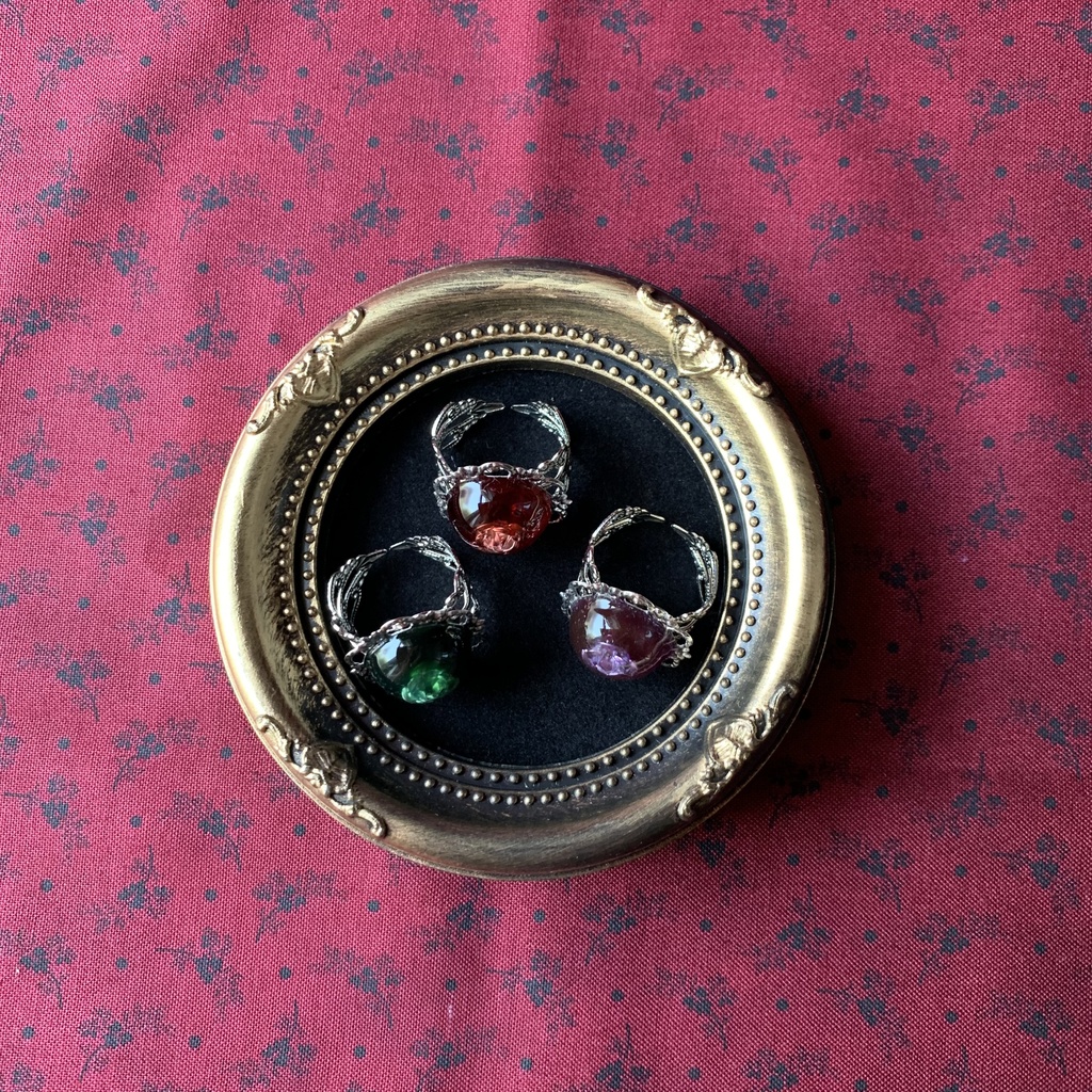 罪の宝石リング