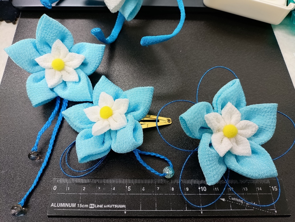 琉璃百合の髪飾り