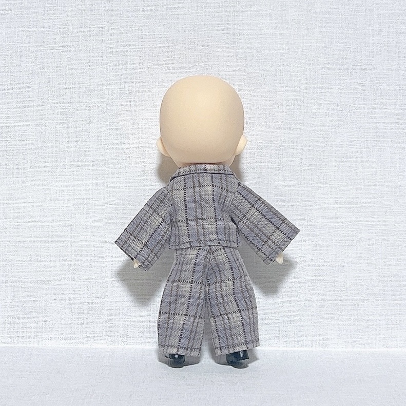 《ねんどろいどどーる》ショート丈ジャケット+ワイドパンツ、インナー