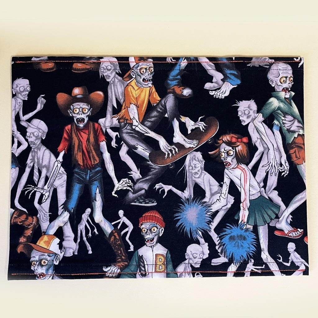 ブックカバー 少年コミックサイズ【💀ゾンビ🧟♀️】 コミック