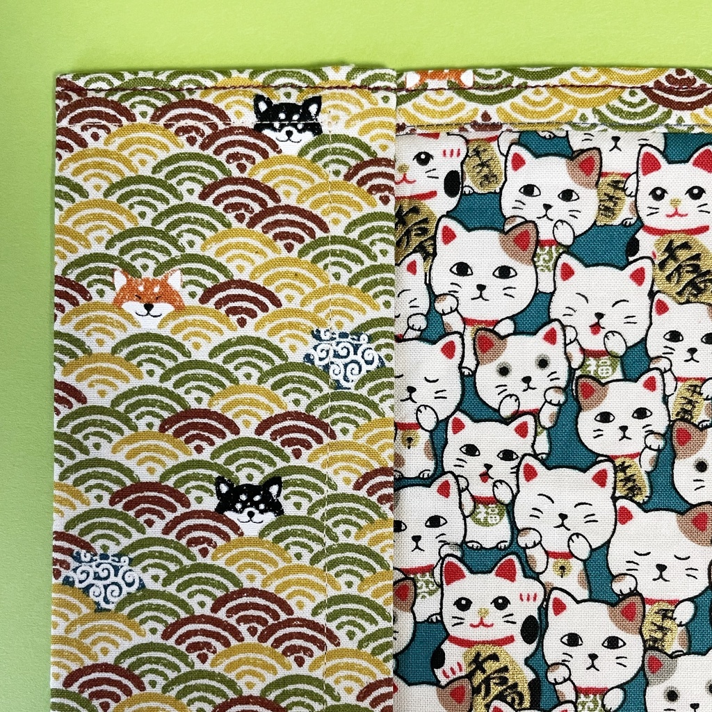 ブックカバー 青年コミックサイズ 【🌊青海波×柴犬🐕】