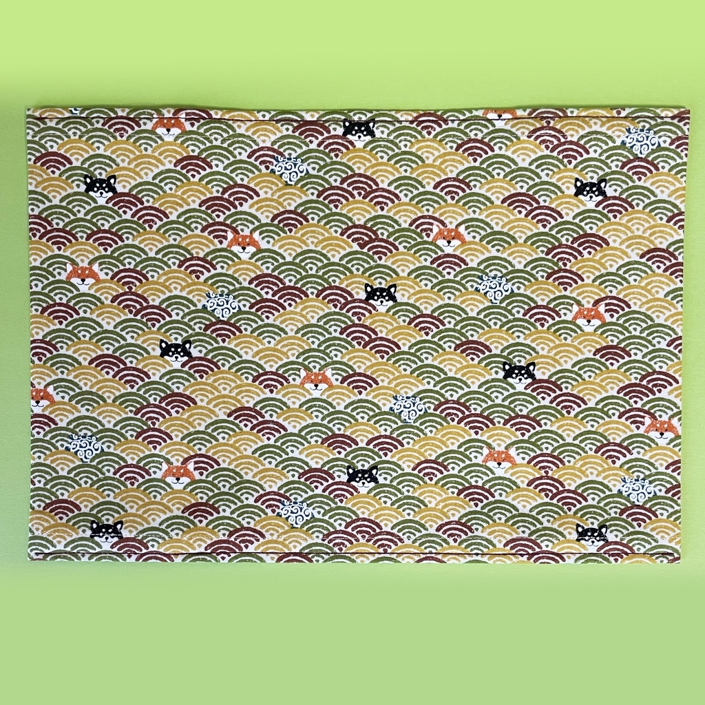 ブックカバー 青年コミックサイズ 【🌊青海波×柴犬🐕】