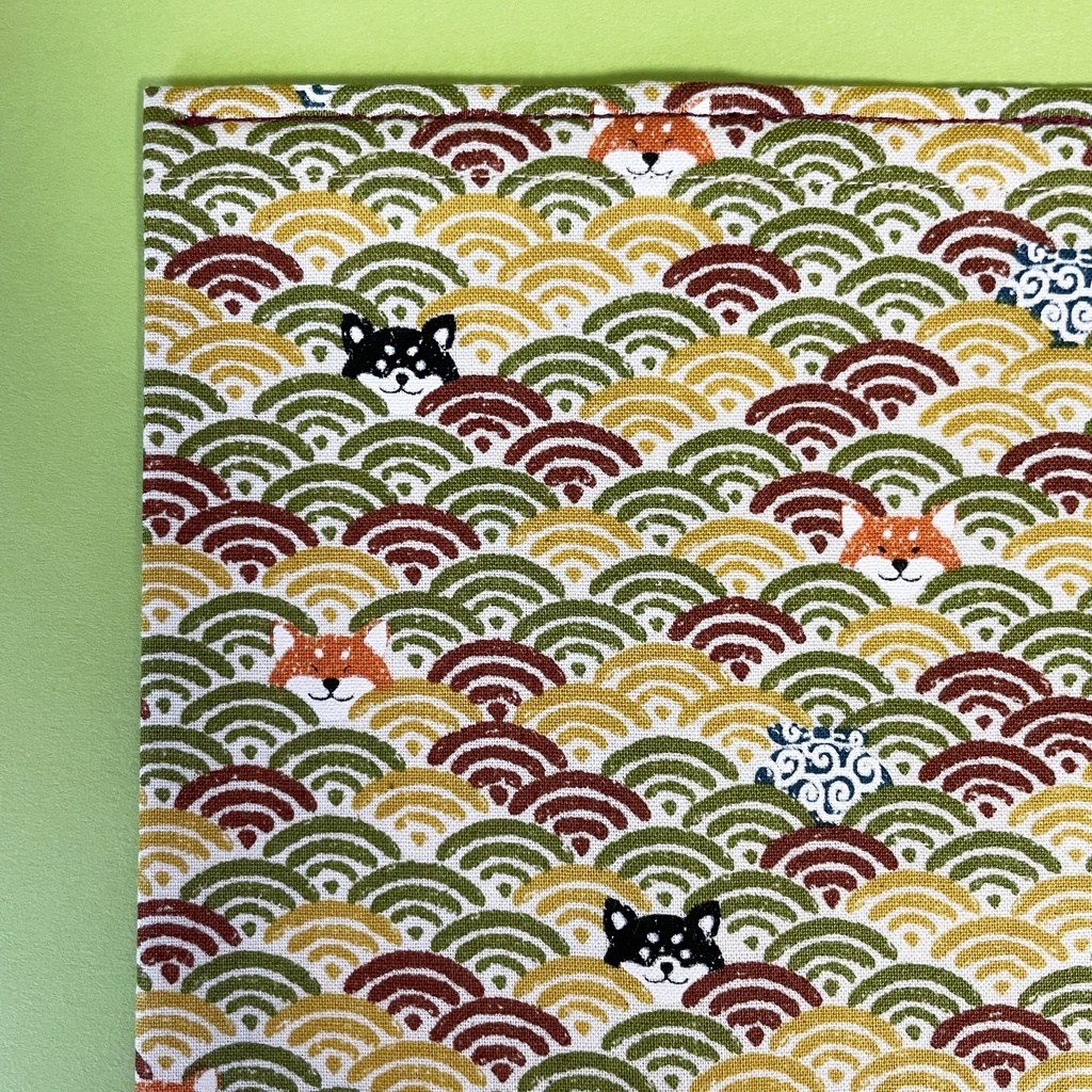 ブックカバー 青年コミックサイズ 【🌊青海波×柴犬🐕】