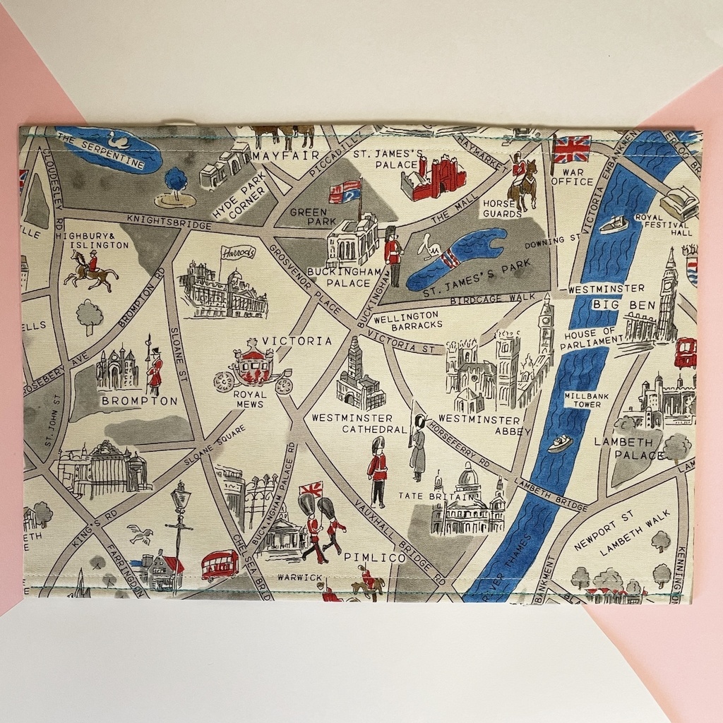 ブックカバー ハードカバーサイズ 【🇬🇧LONDON MAP🗺 くもりver.💭】