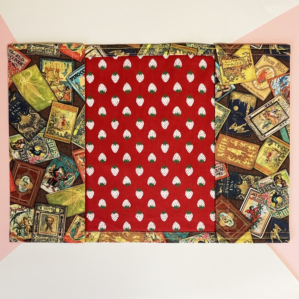 ブックカバー ハードカバーサイズ 【🌏世界の童話📖 表紙マルチ🌈】