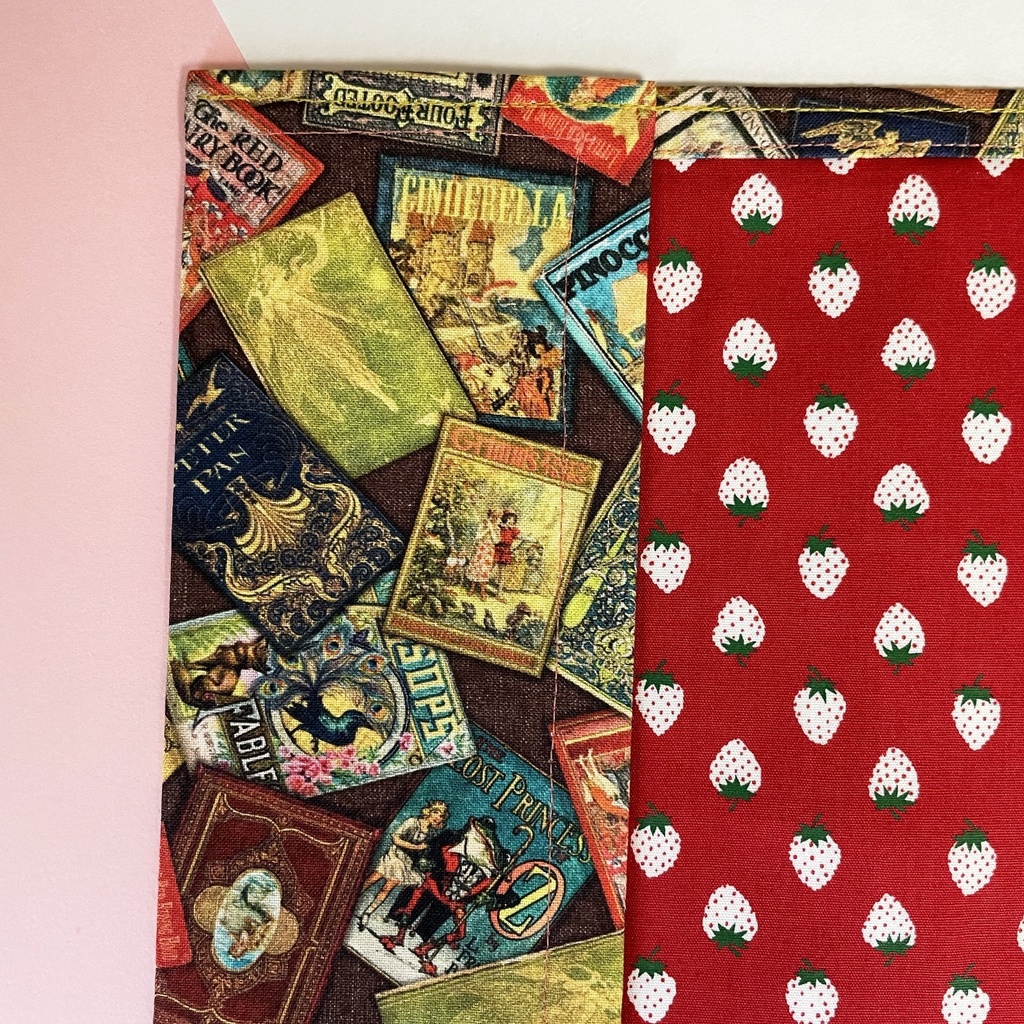 ブックカバー ハードカバーサイズ 【🌏世界の童話📖 表紙マルチ🌈】