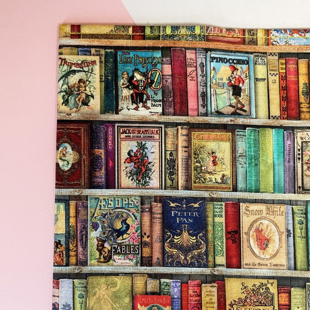 ブックカバー ハードカバーサイズ 【🌐世界の童話📖本棚📚】