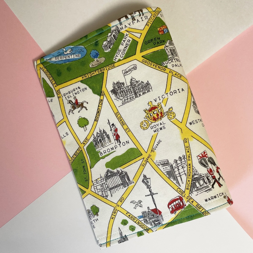 ブックカバー ハードカバーサイズ 【🇬🇧LONDON MAP🗺晴れver