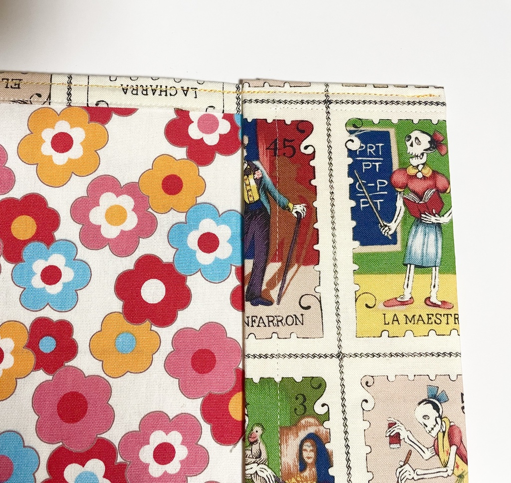 ブックカバー ハードカバーサイズ 【🔮タロットカード💀】