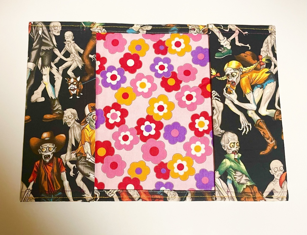 ブックカバー ハードカバーサイズ 【💀ゾンビ☠️】