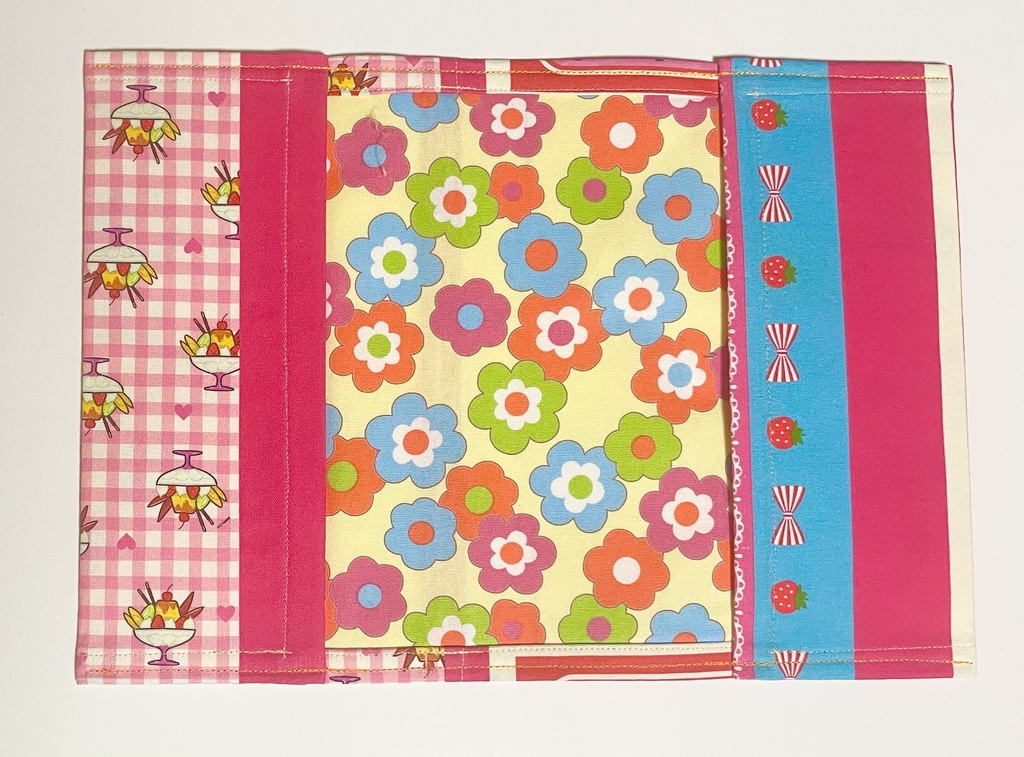 ブックカバー ハードカバーサイズ 【👩🦰少女アイドル R❤️】