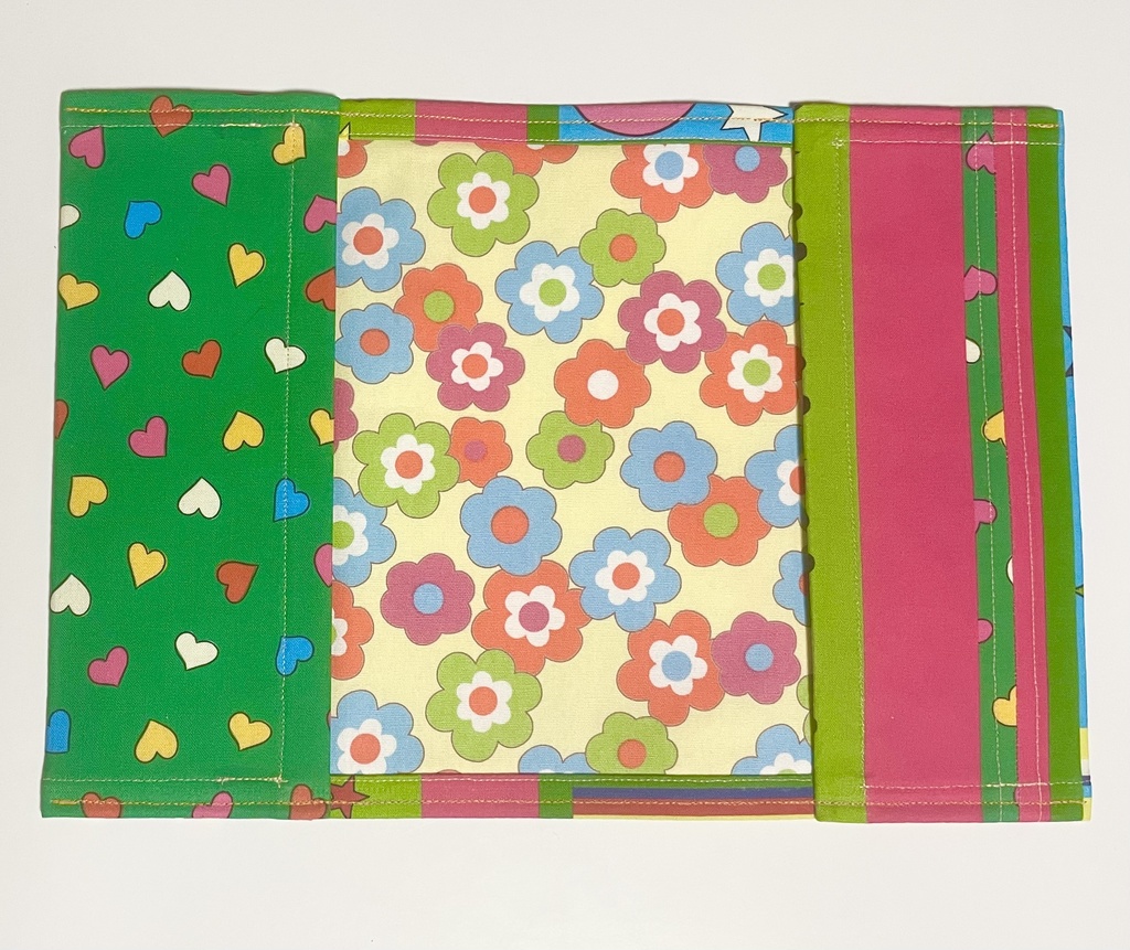 ブックカバー ハードカバーサイズ 【💫少女 アイドル A👩🦰】