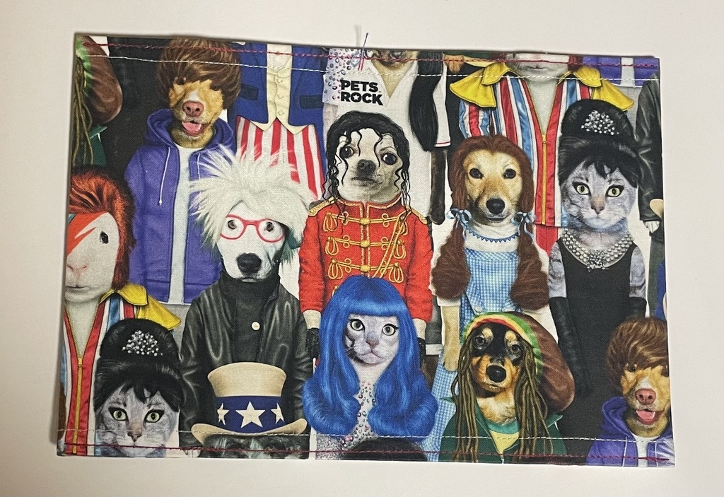 ブックカバー　文庫サイズ【🦜PETS ROCK🐶】