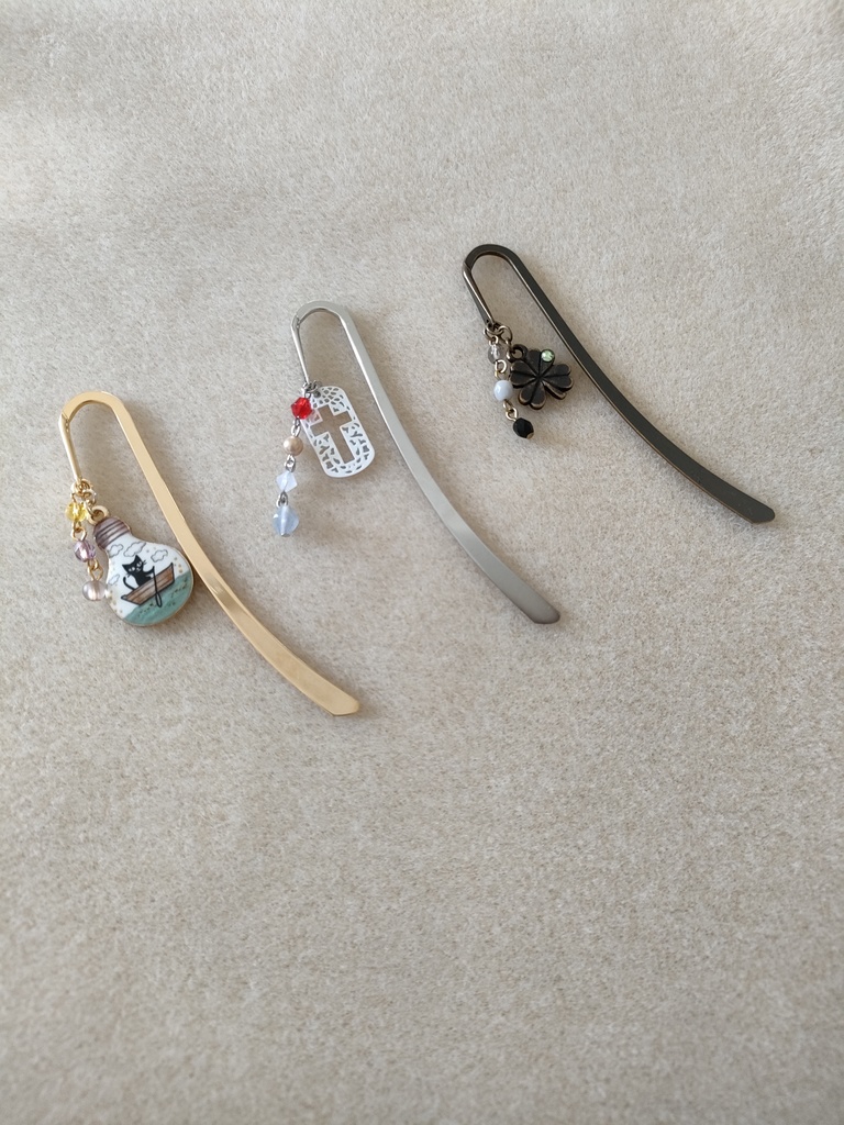 ブックマーカー 電球猫