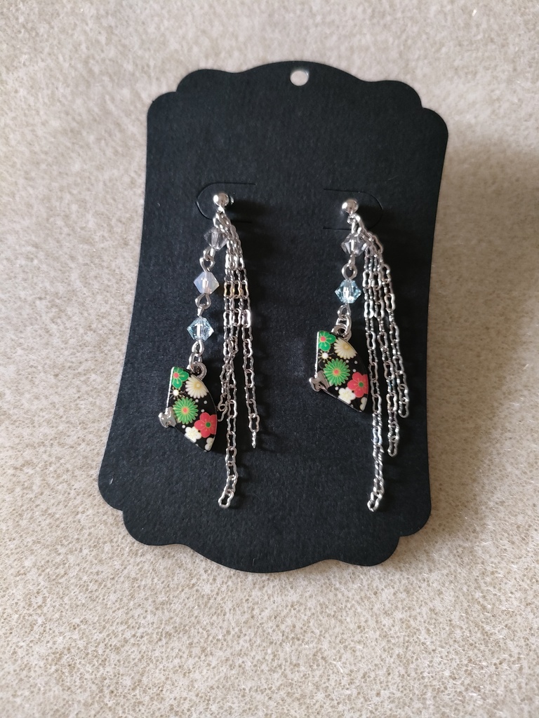 ピアス　扇子