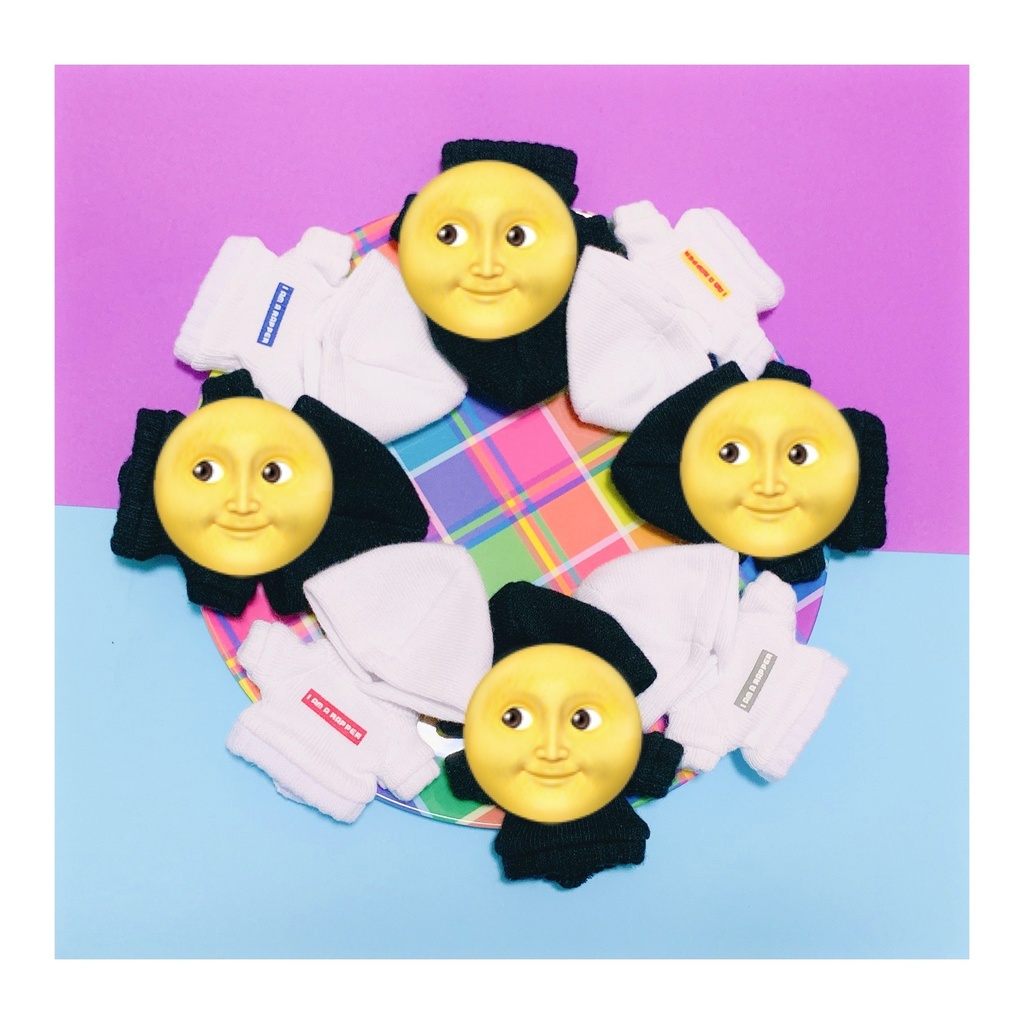 I am a rapper パーカー(白)