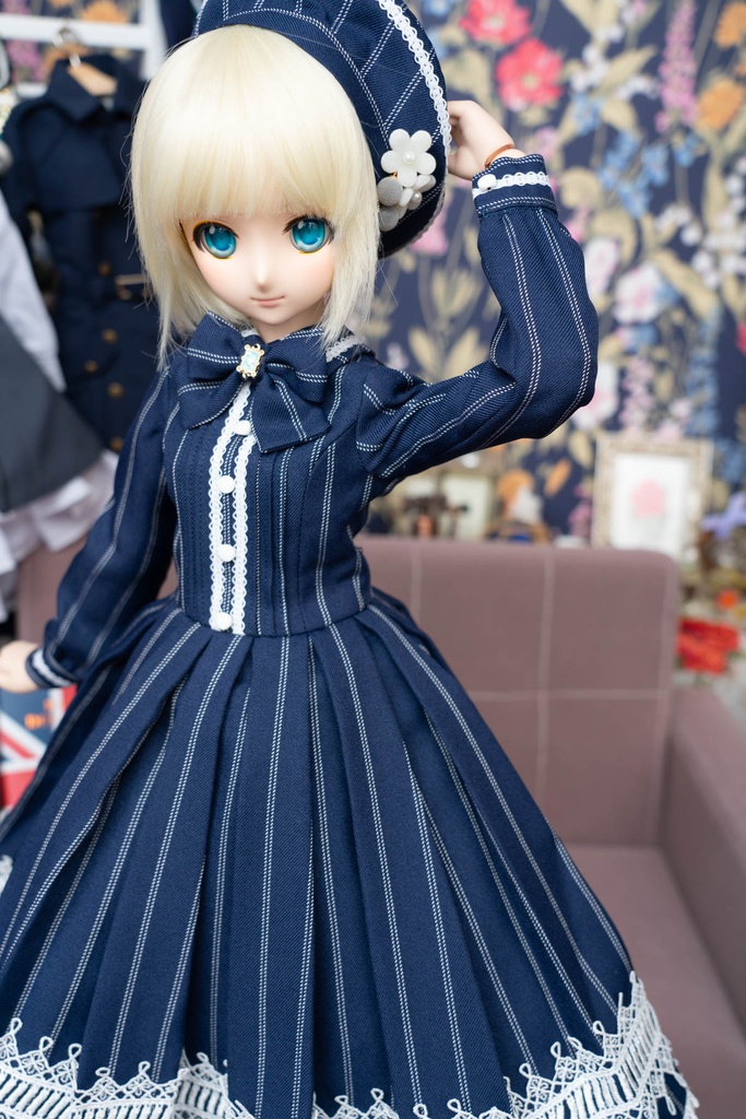 DD&DDS クラシカルワンピース帽子パニエセット(紺ストライプ柄)