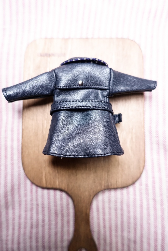 ねんどろいどどーるサイズ 合皮ジャケット