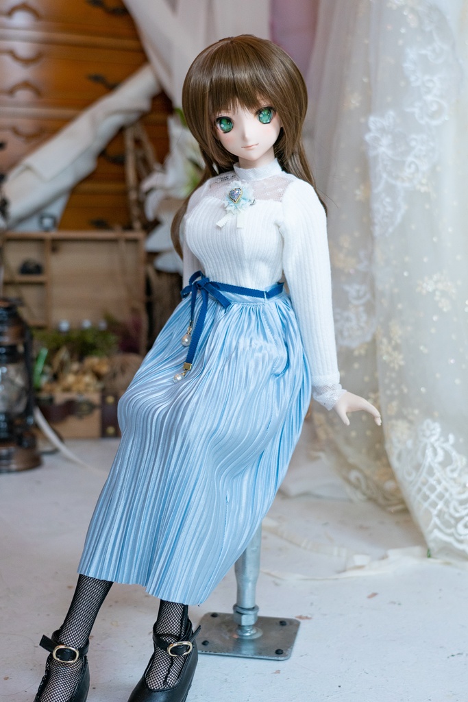 ハイネックニットカットソー(ブローチ付き)DD・DDSサイズ