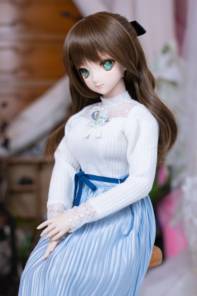 ハイネックニットカットソー(ブローチ付き)DD・DDSサイズ