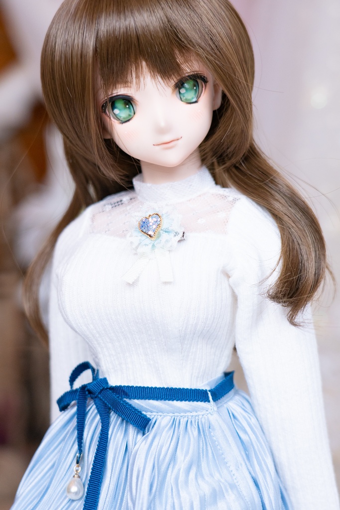 ハイネックニットカットソー(ブローチ付き)DD・DDSサイズ