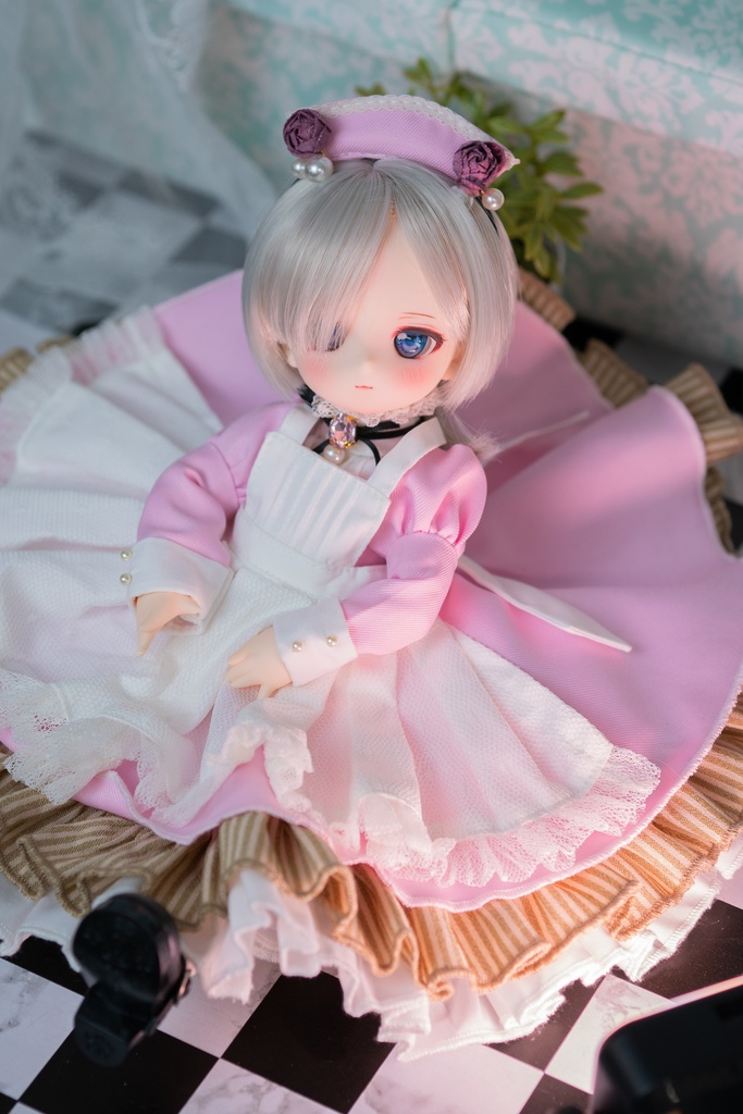 クラシカルメイド(ピンク)1/6サイズ