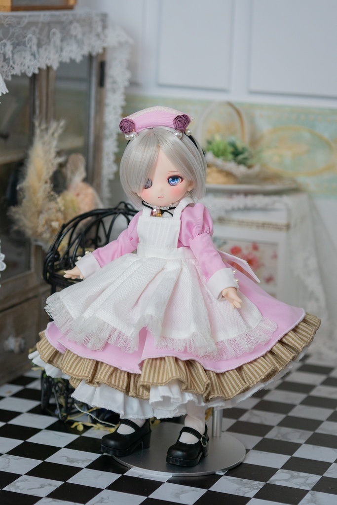 クラシカルメイド(ピンク)1/6サイズ