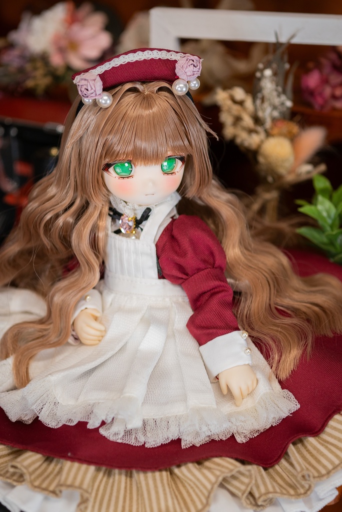 クラシカルメイド(ワインレッド)1/6サイズ