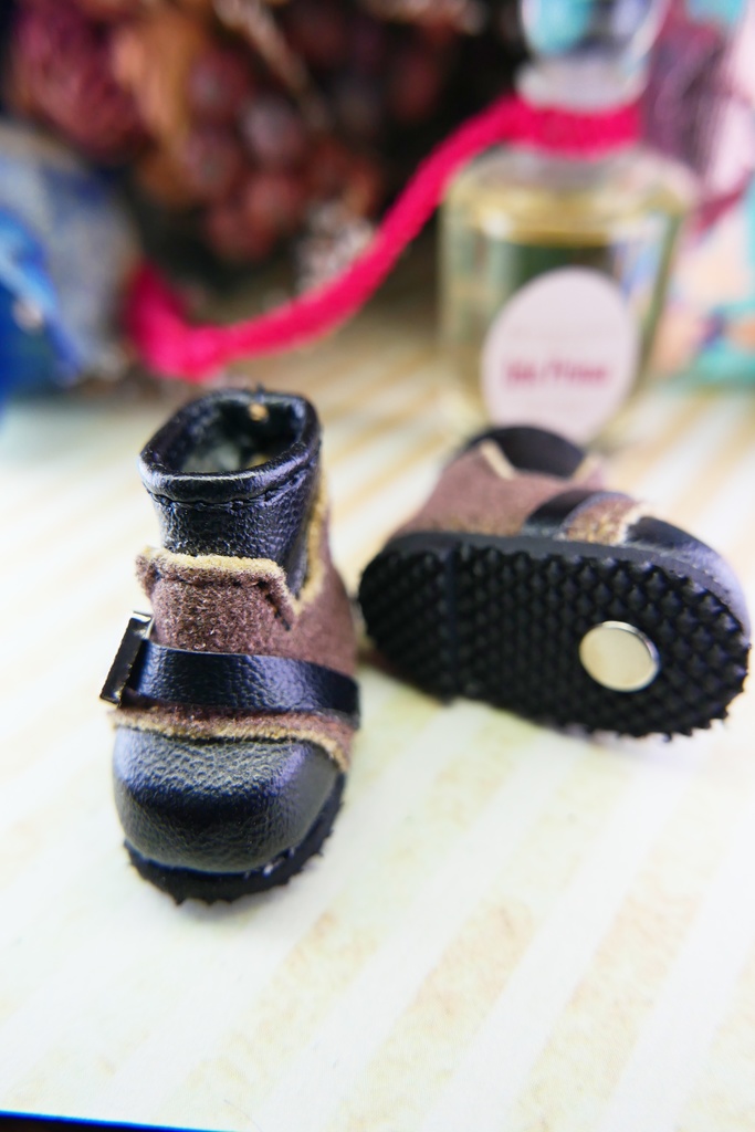 【10cm-12cm】ぬい靴/オビツ11 磁石付きバックルブーツ