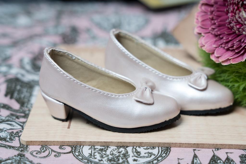 ●リボン付きパンプス パールベージュ● DD/SD/SD13&GR Girls対応