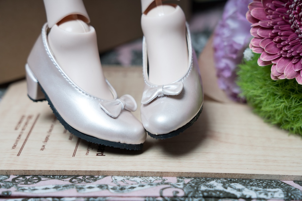 ●リボン付きパンプス パールベージュ● DD/SD/SD13&GR Girls対応