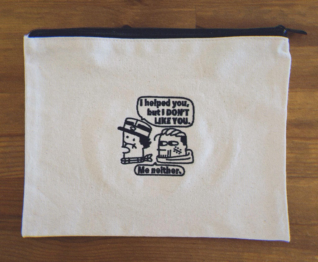 モノクロ刺繍ポーチ（白）