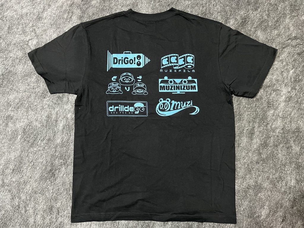 ドリルとむじなコラボロゴT-Shirts