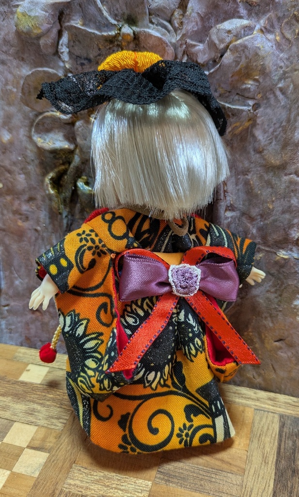 オビツ11·ねんどろいどサイズ　ハロウィン着物ドレス