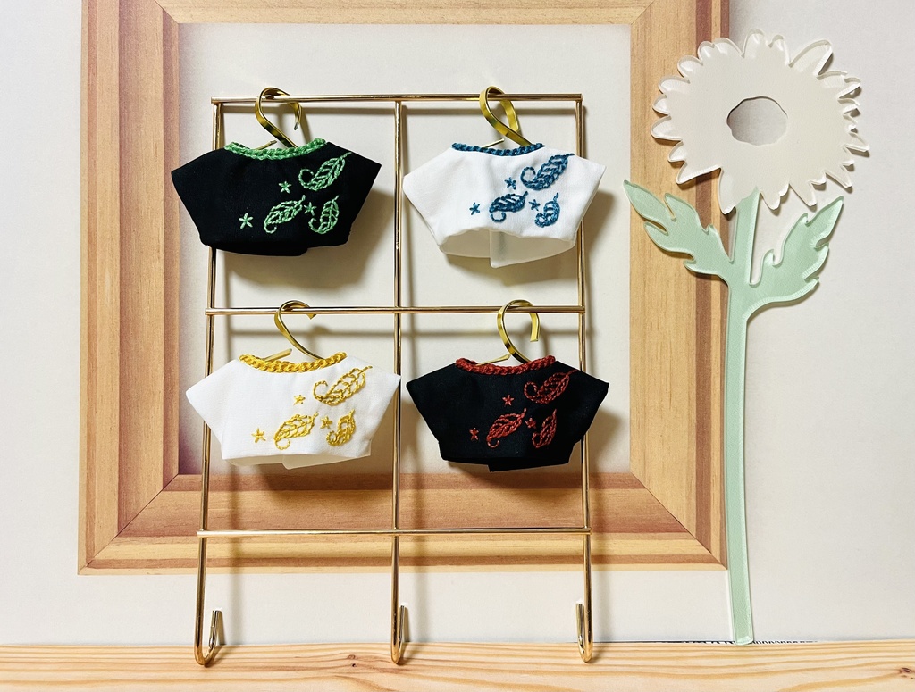 羽の刺繍シャツ