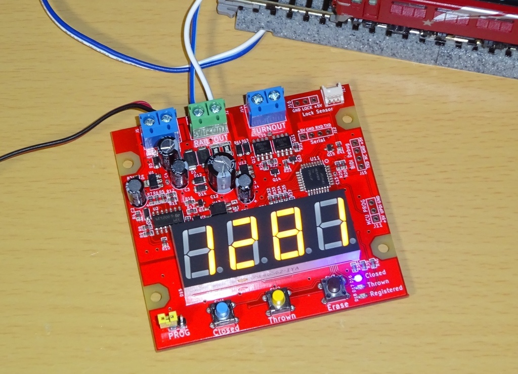 BiDi (Railcom) Turnout Switch