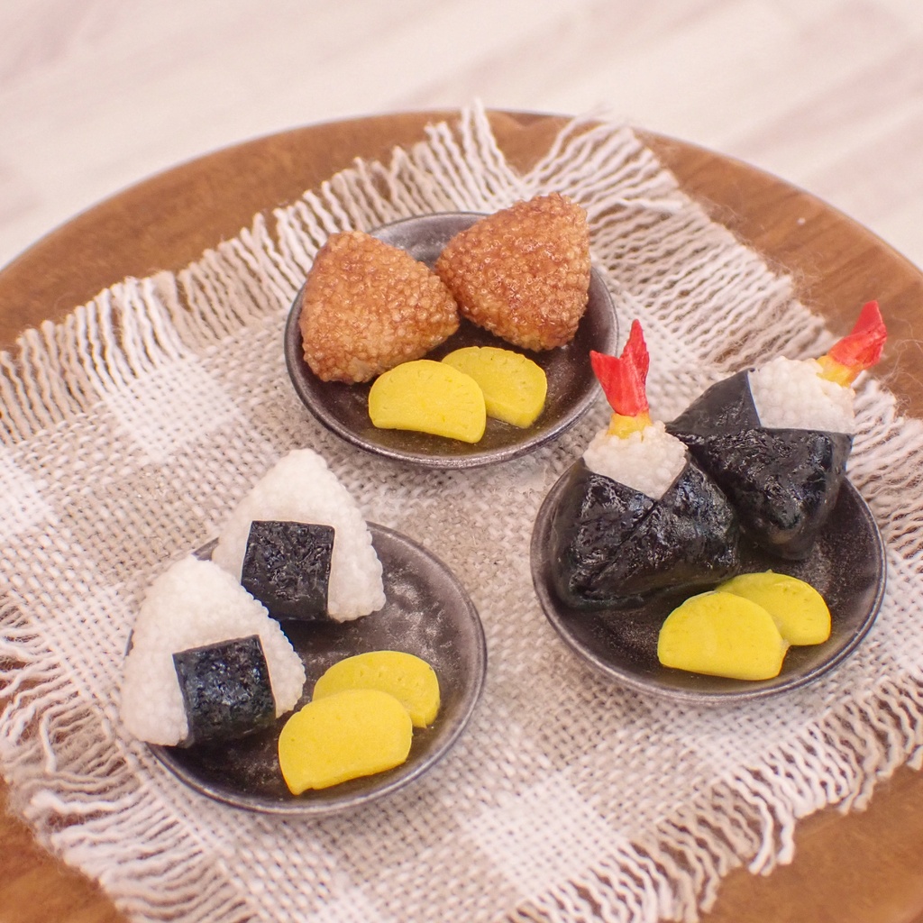 おにぎり(バリエーションあり)