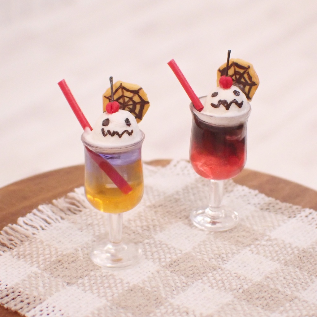 クリームソーダ (バリエーションあり)
