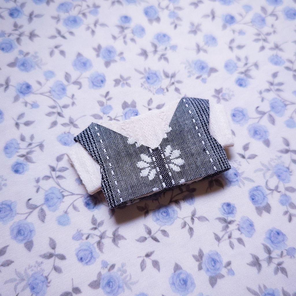 クラシカルビスチェとコットントップスset