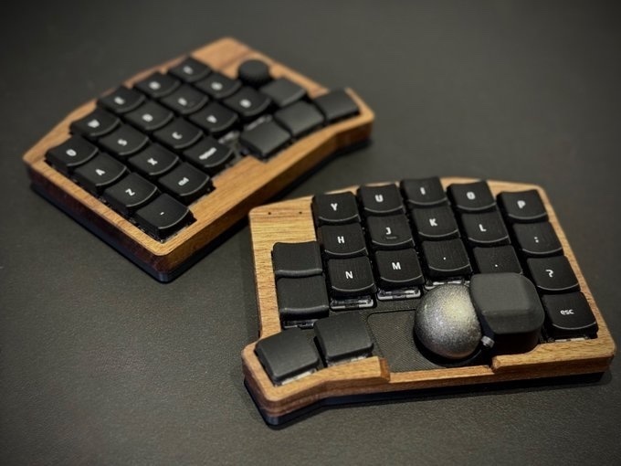 moNa2木製ケース