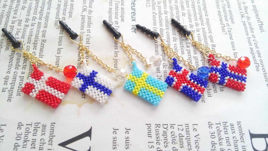 【再販】北欧国旗イヤホンジャックアクセサリー