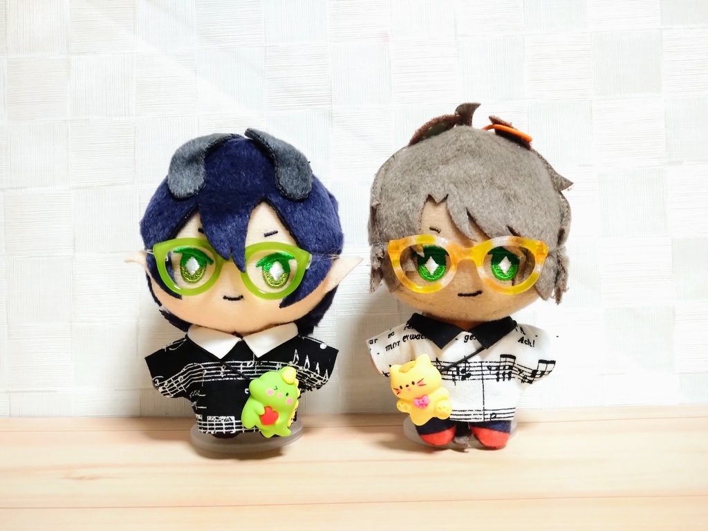 宝石カラーのぬい用めがね