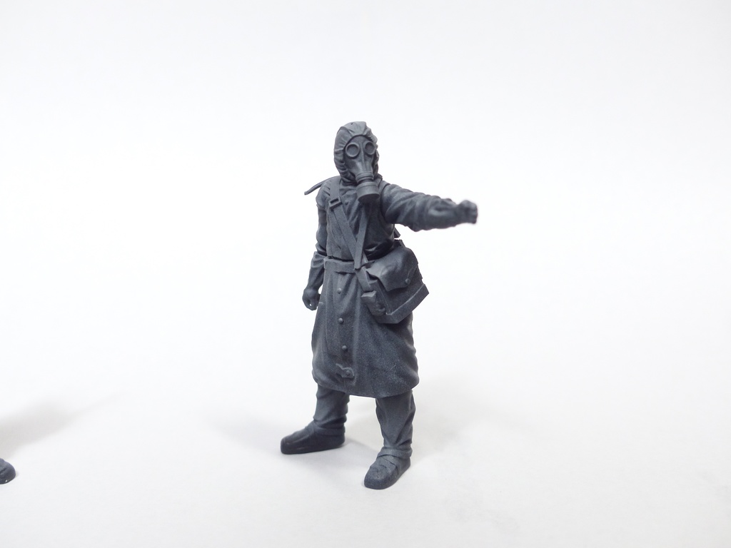 1/35 ソ連NBC兵 フィギュア1 方向を示す兵士