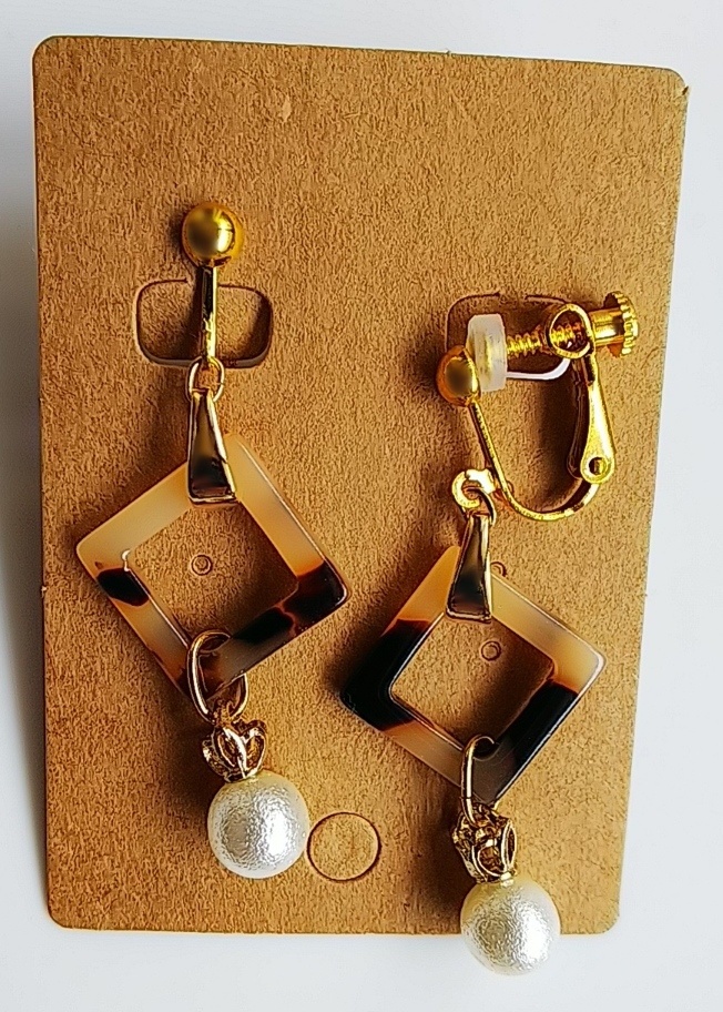 べっ甲風スクエア