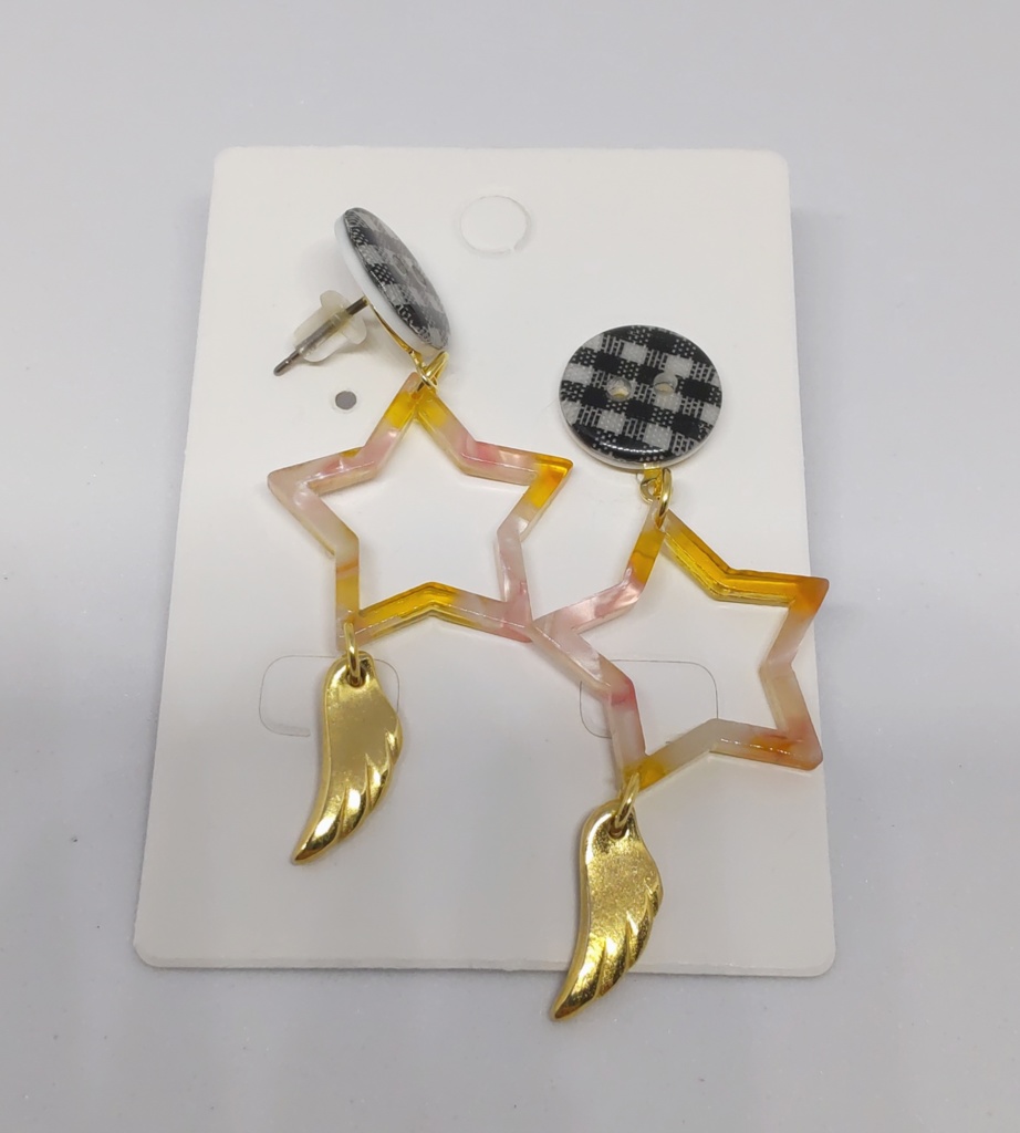 ギンガムボタンのピアス